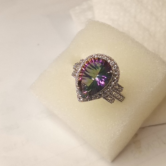Mystic topaz pear shaped ring - Picture 2 of 4
